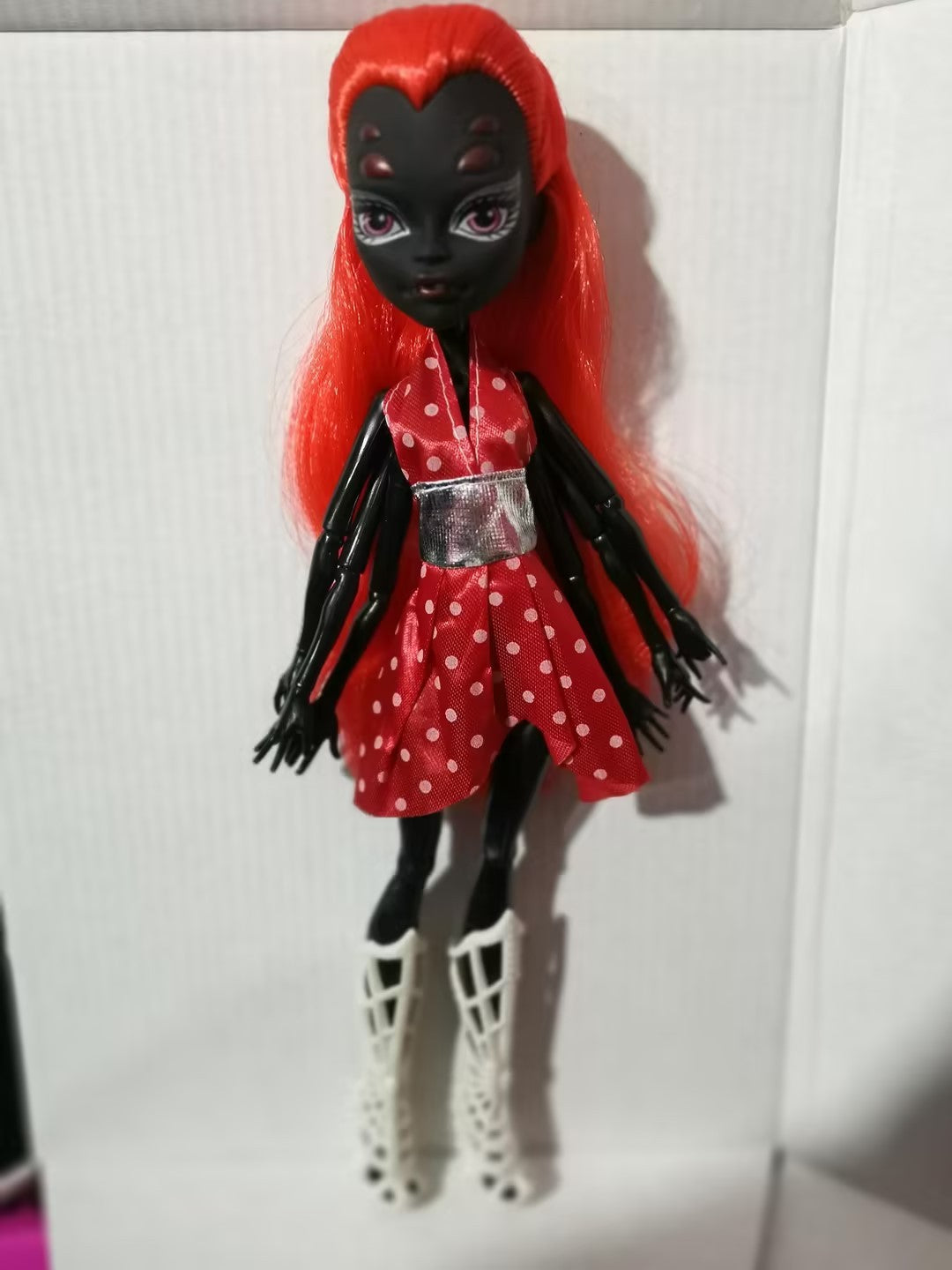 Juguetes - Muñeca 0001 - Zhibo